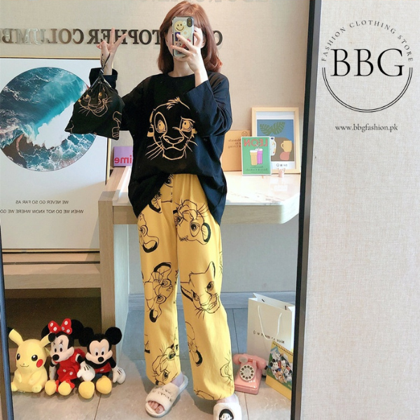 Black Yellow Lion Woman Pajama Set